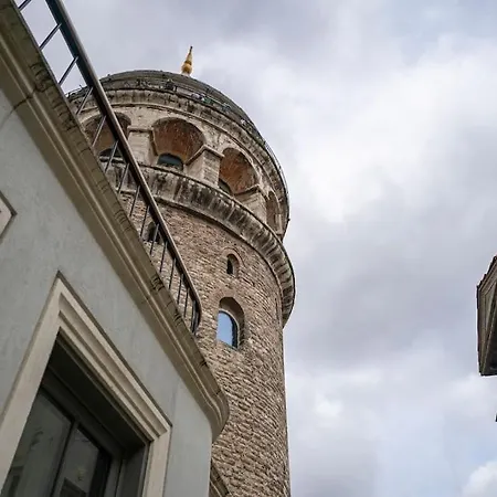 Historic 2 Bedroom Galata Apt-heart Of Kuledibi 5 Estambul