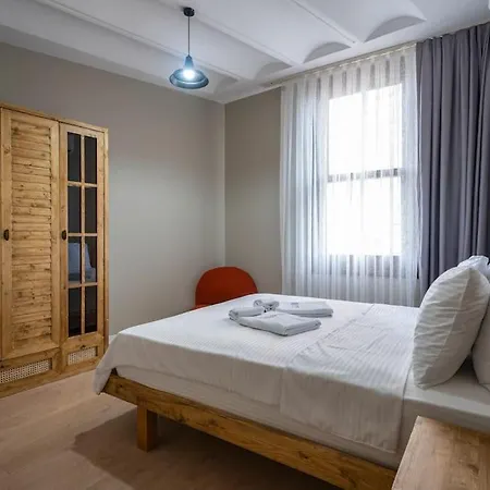 Historic 2 Bedroom Galata Apt-heart Of Kuledibi 5 *