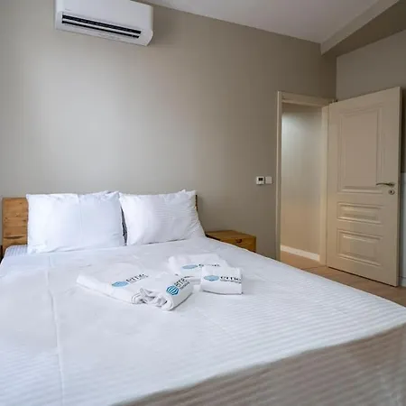 Historic 2 Bedroom Galata Apt-heart Of Kuledibi 5